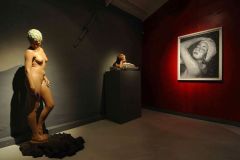 Carole_Feuerman_Nudes_still4